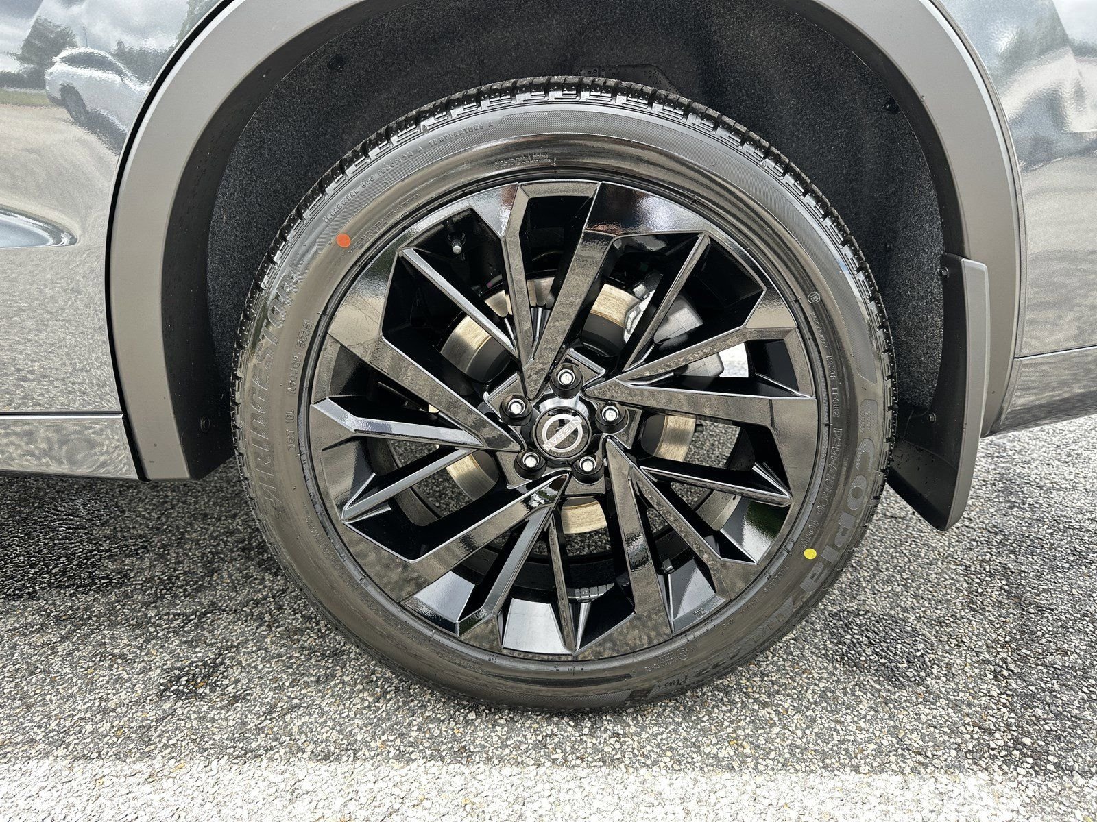 New 2026 Gray Nissan Platinum image 18