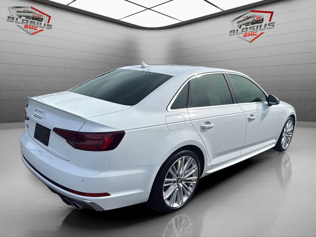 Used 2019 White Audi 3.0T Prestige image 5