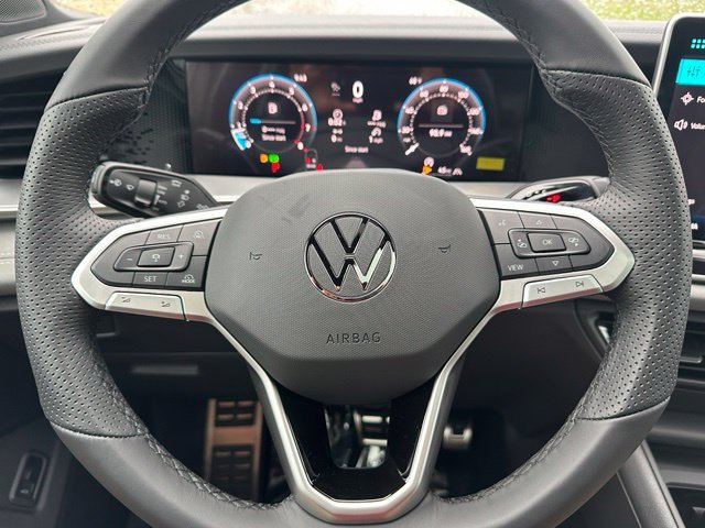 New 2026 Avocado Green  W/Black Roof Volkswagen SE R-Line Black image 41