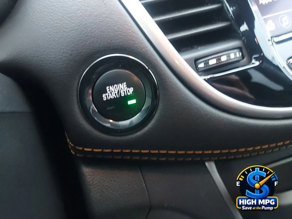 Used 2020 White Chevrolet LT image 16
