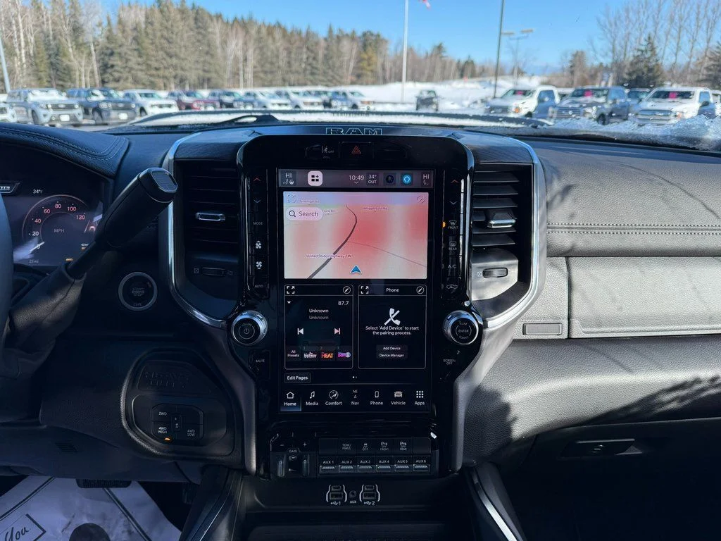 2026 RAM 3500 Laramie - Photo 23
