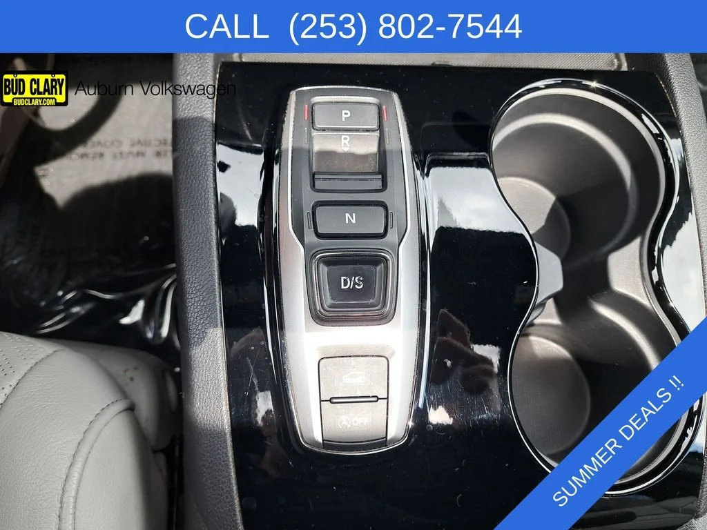 Used 2019 Black Honda Touring image 16