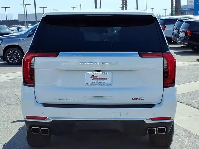 Used 2025 Summit White GMC Denali image 5
