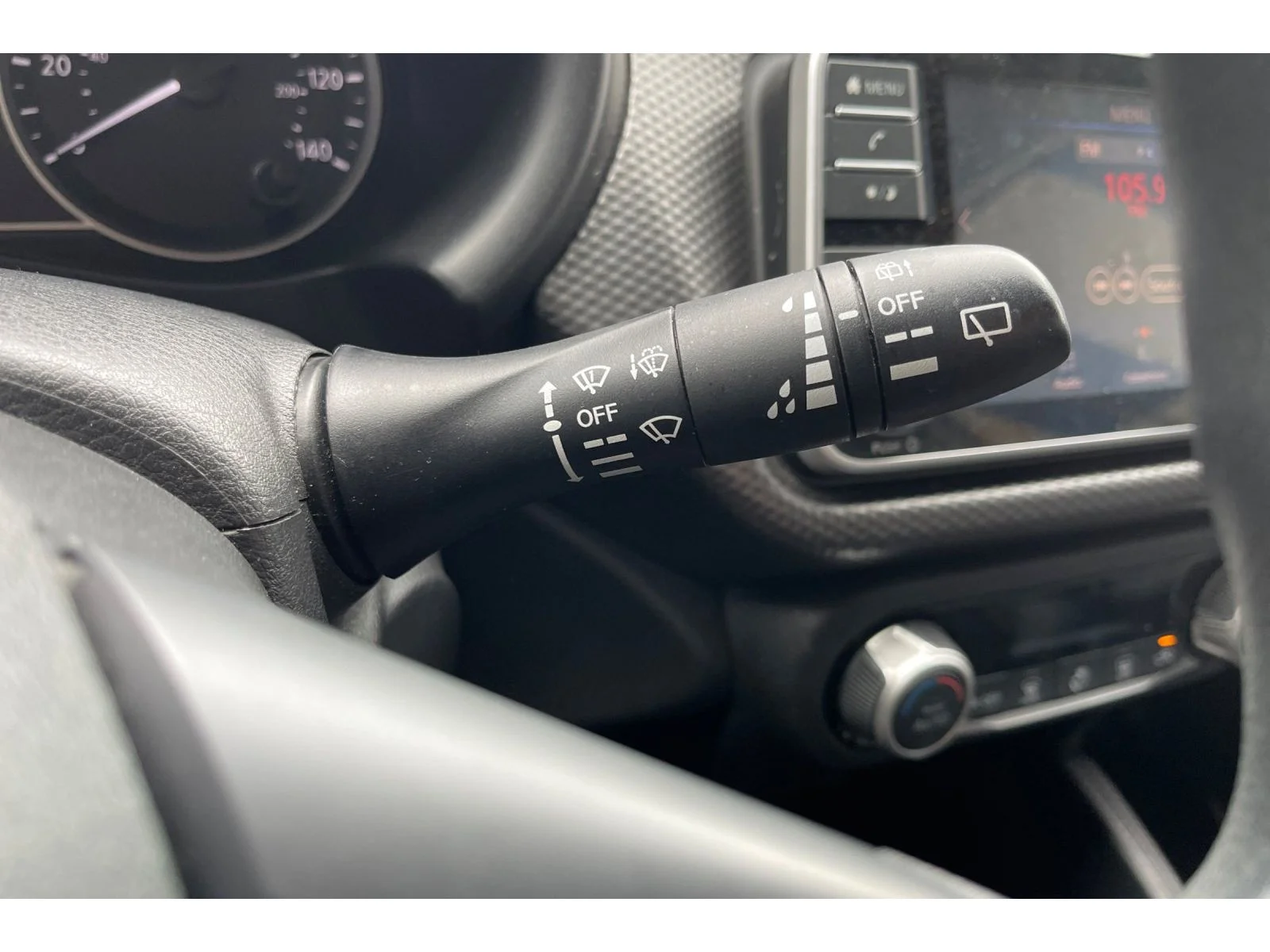 Used 2019 Aspen White Tricoat Nissan SV image 35