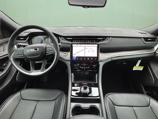 New 2025 Gray Jeep Limited image 28