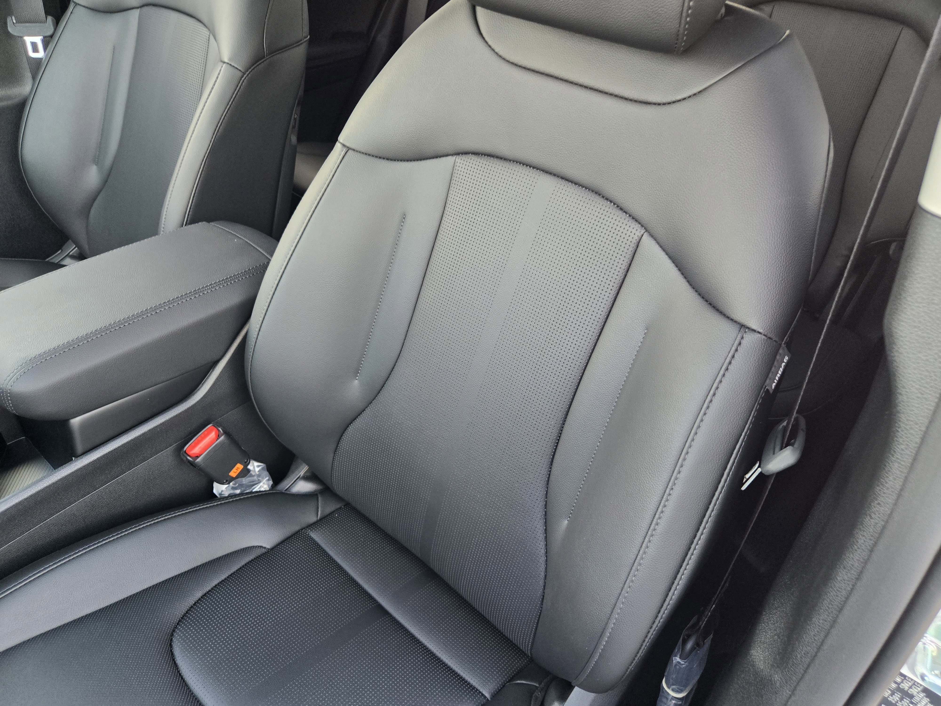 2026 Kia Sportage SX - Photo 12