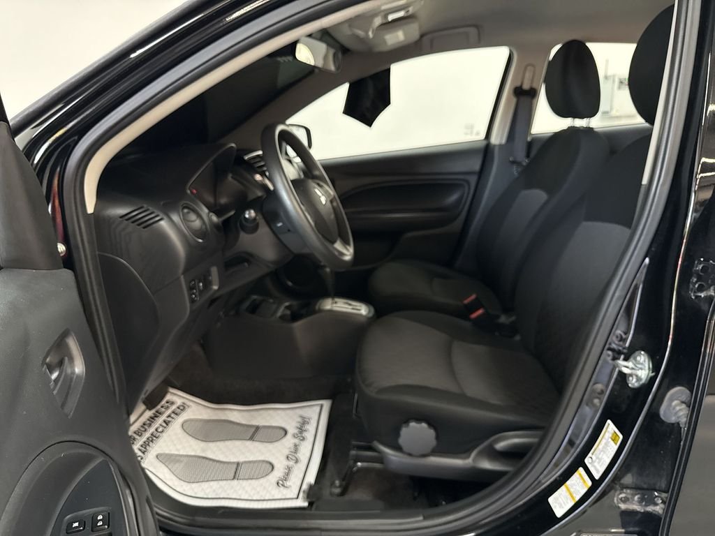 Used 2024 Jet Black Metallic Mitsubishi ES image 12