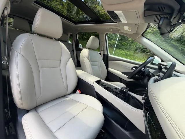 Certified Used 2023 White Nissan SL image 50