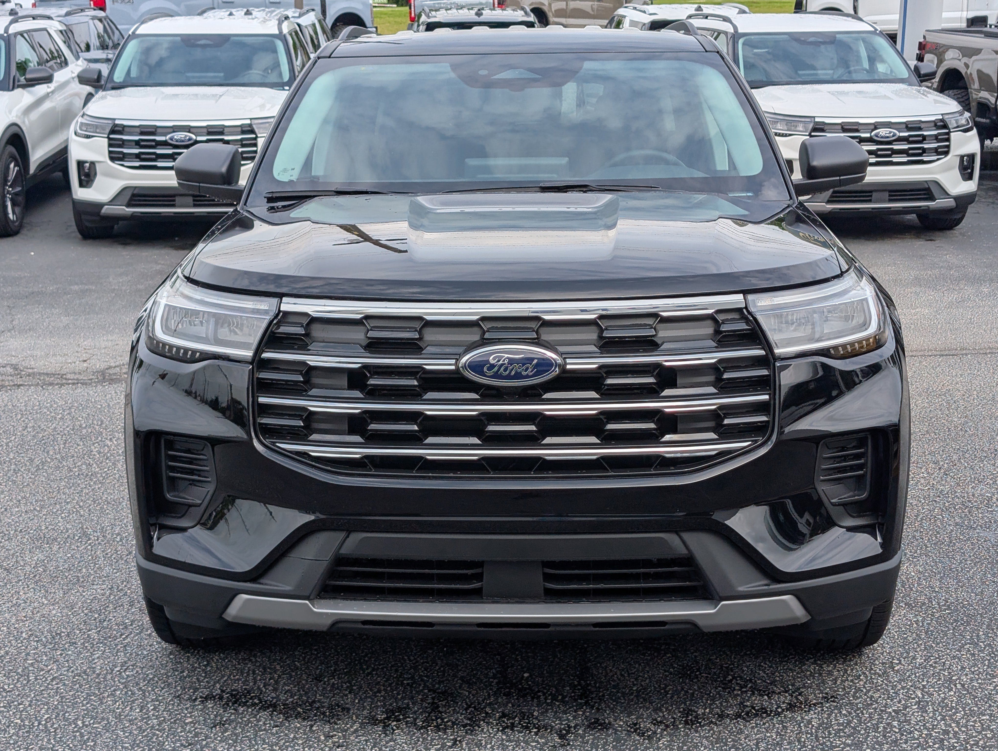 New 2026 Agate Black Metallic Ford Active image 3