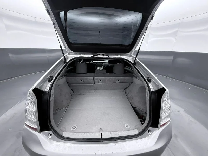 Used 2011 Silver Toyota Two Hatchback 4D image 13