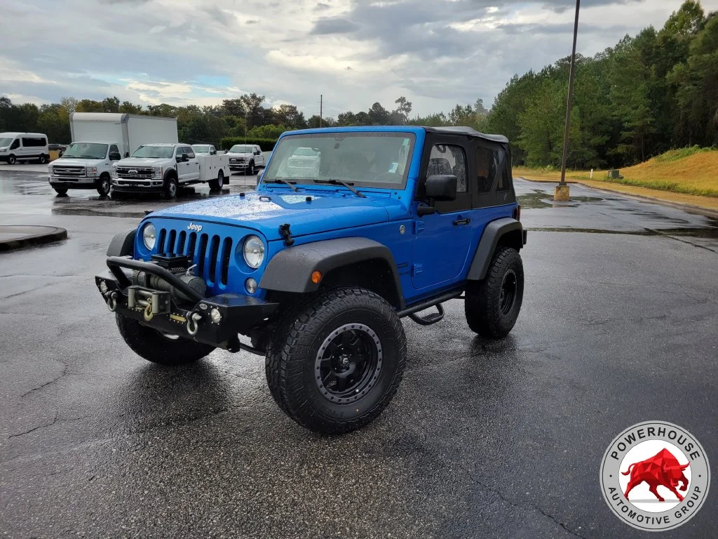 Used 2015 Blue Jeep Sport image 2