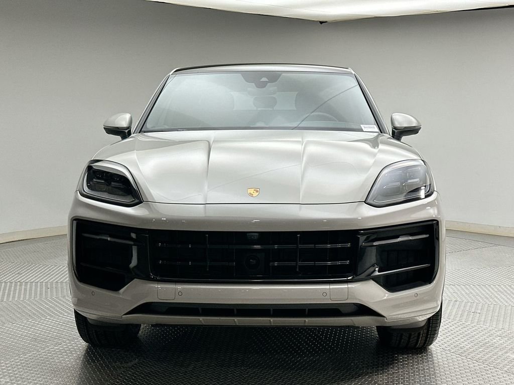 Used 2025  Porsche S image 16