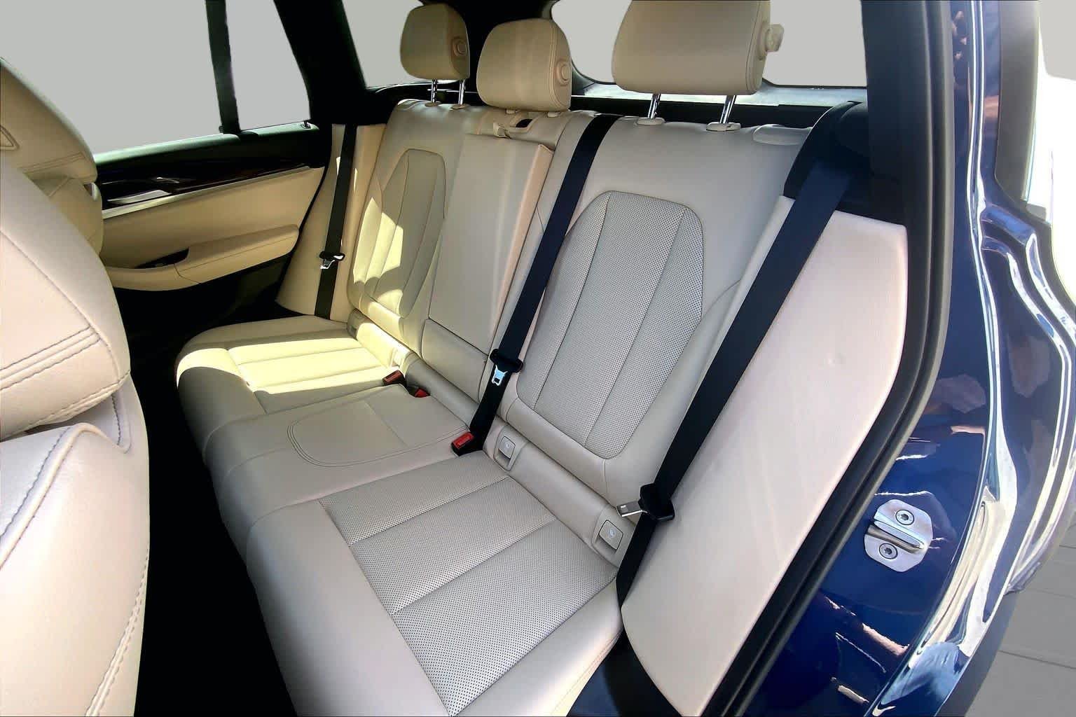 Used 2023 Phytonic Blue Metallic BMW xDrive30i image 20