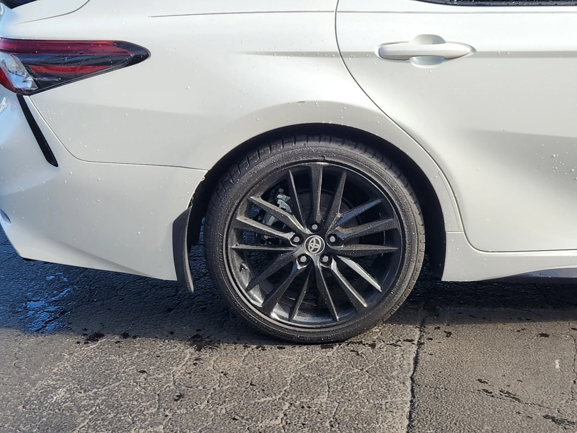 2024 Toyota Camry XSE - Photo 26