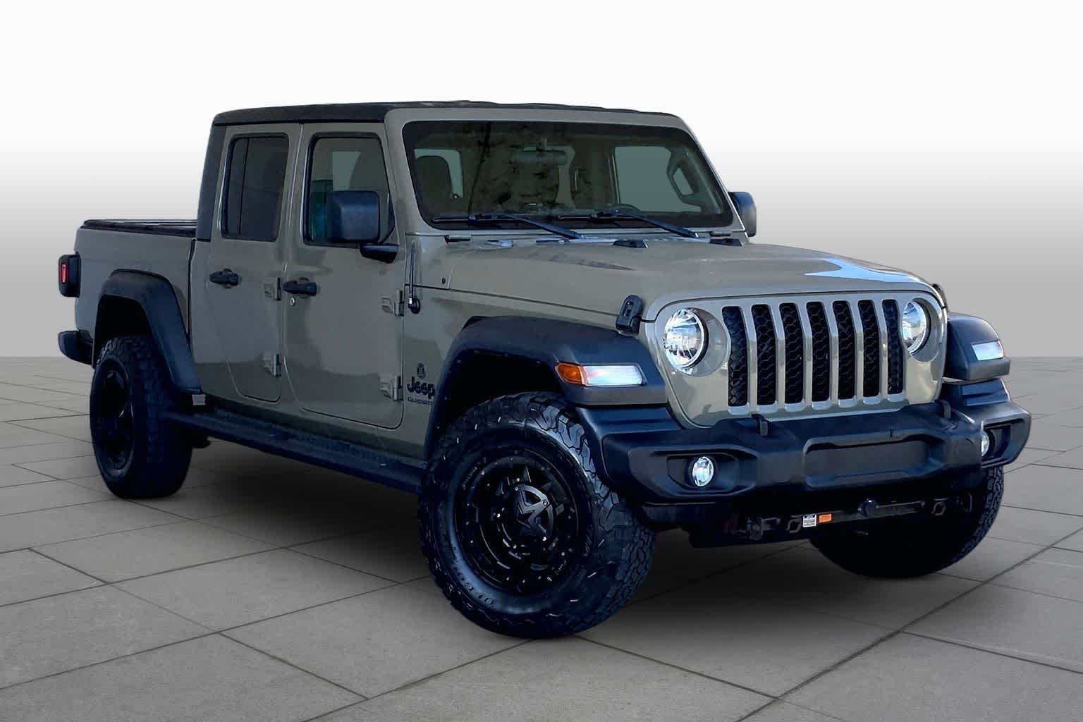 Used 2020 Gator Clearcoat Jeep Sport S image 3