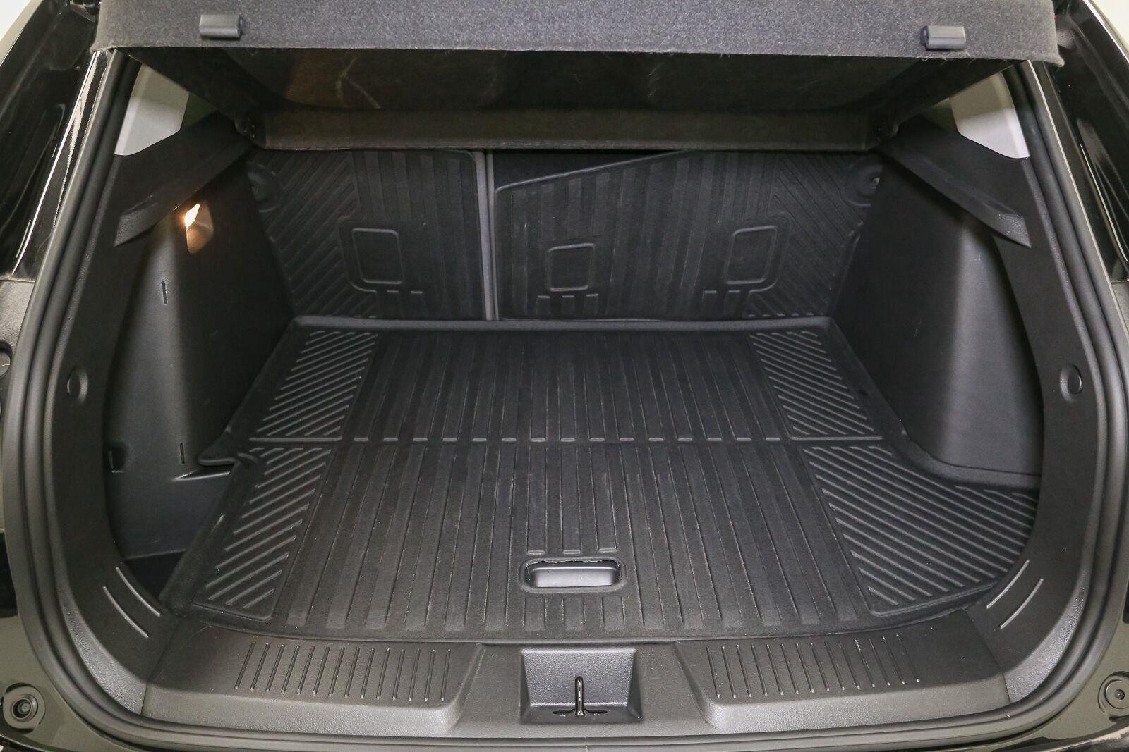 Used 2025 Mosaic Black Metallic Chevrolet ACTIV image 12