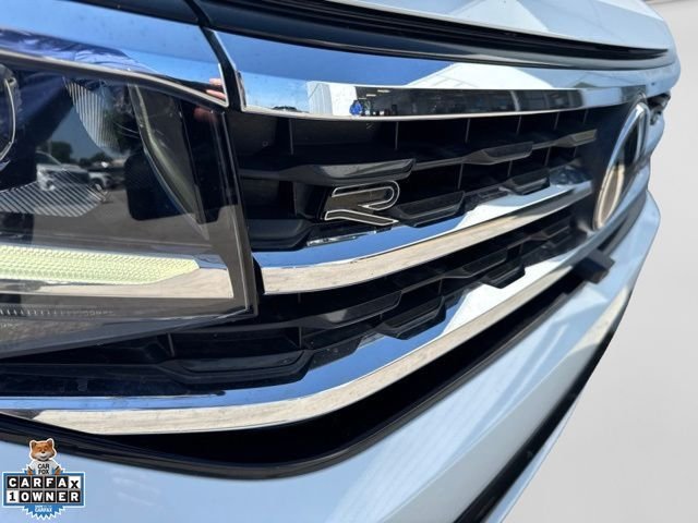 Certified 2022 Volkswagen Atlas Cross Sport SEL Premium R-Line with VIN 1V2FE2CA3NC204288 for sale in Kansas City