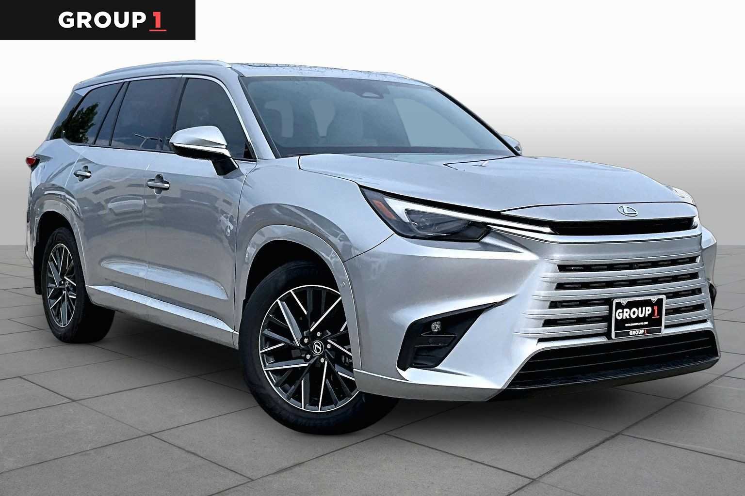 Used 2025 Celestial Silver Metallic Lexus Premium image 3