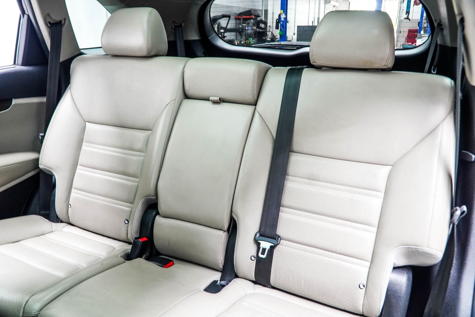 Used 2018 Purple Kia EX image 39
