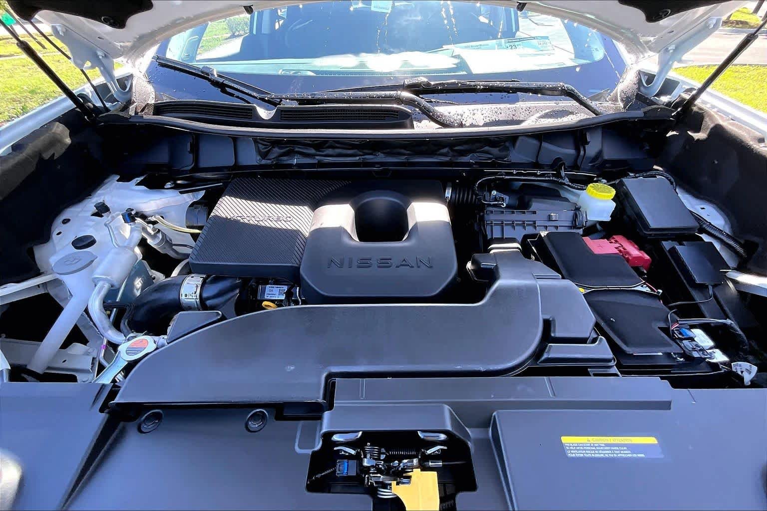 New 2026 Everest White Pearl Tricoat Nissan SL image 16