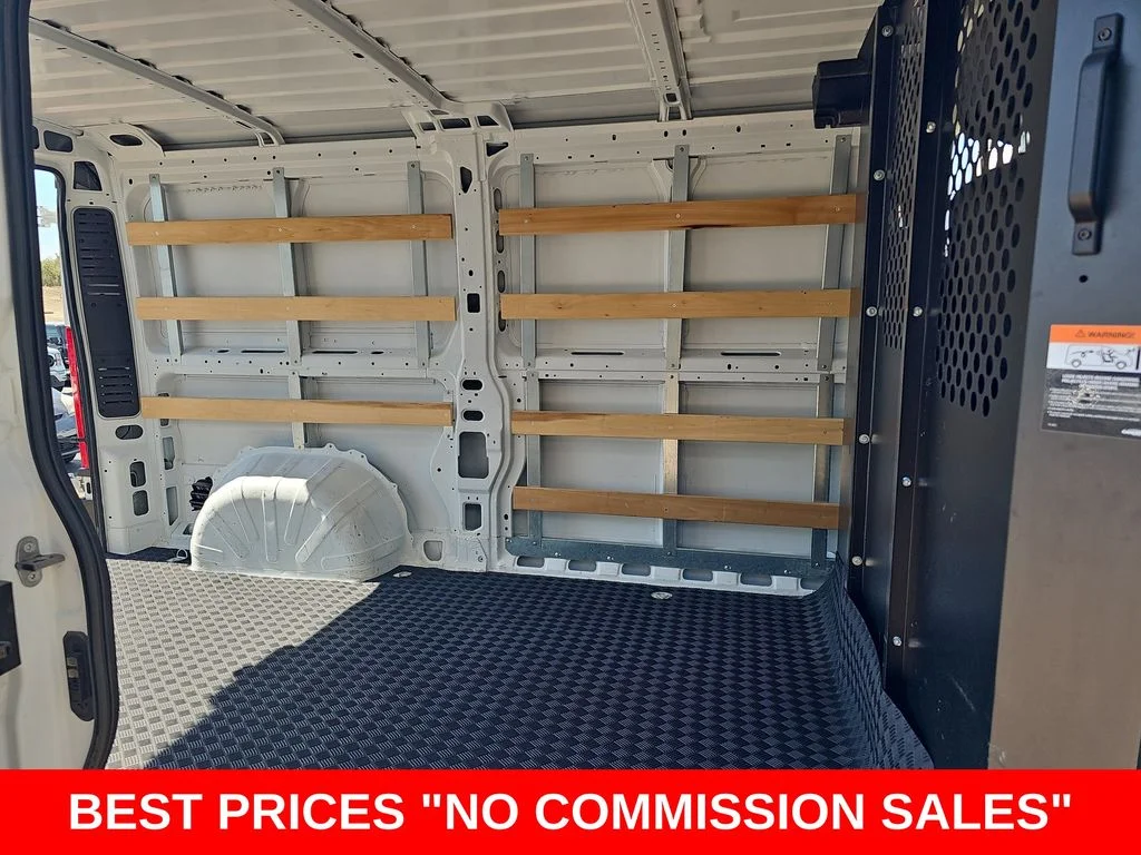 Used 2025 White Ram Base image 11