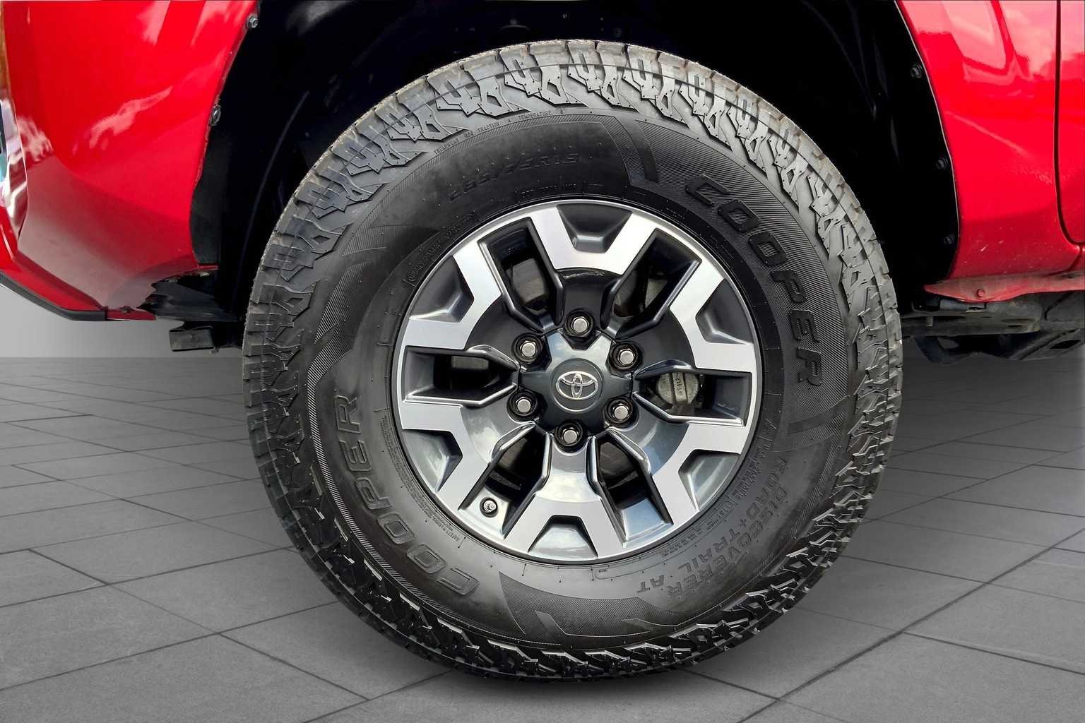 2023 Toyota Tacoma SR - Photo 10