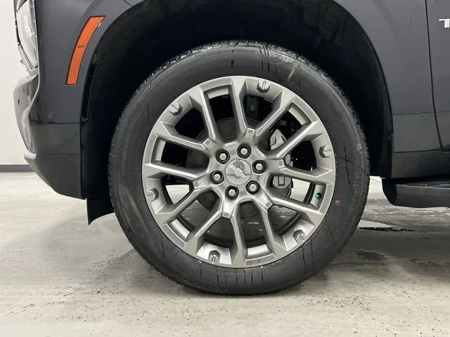 2026 Chevrolet Tahoe LS - Photo 32
