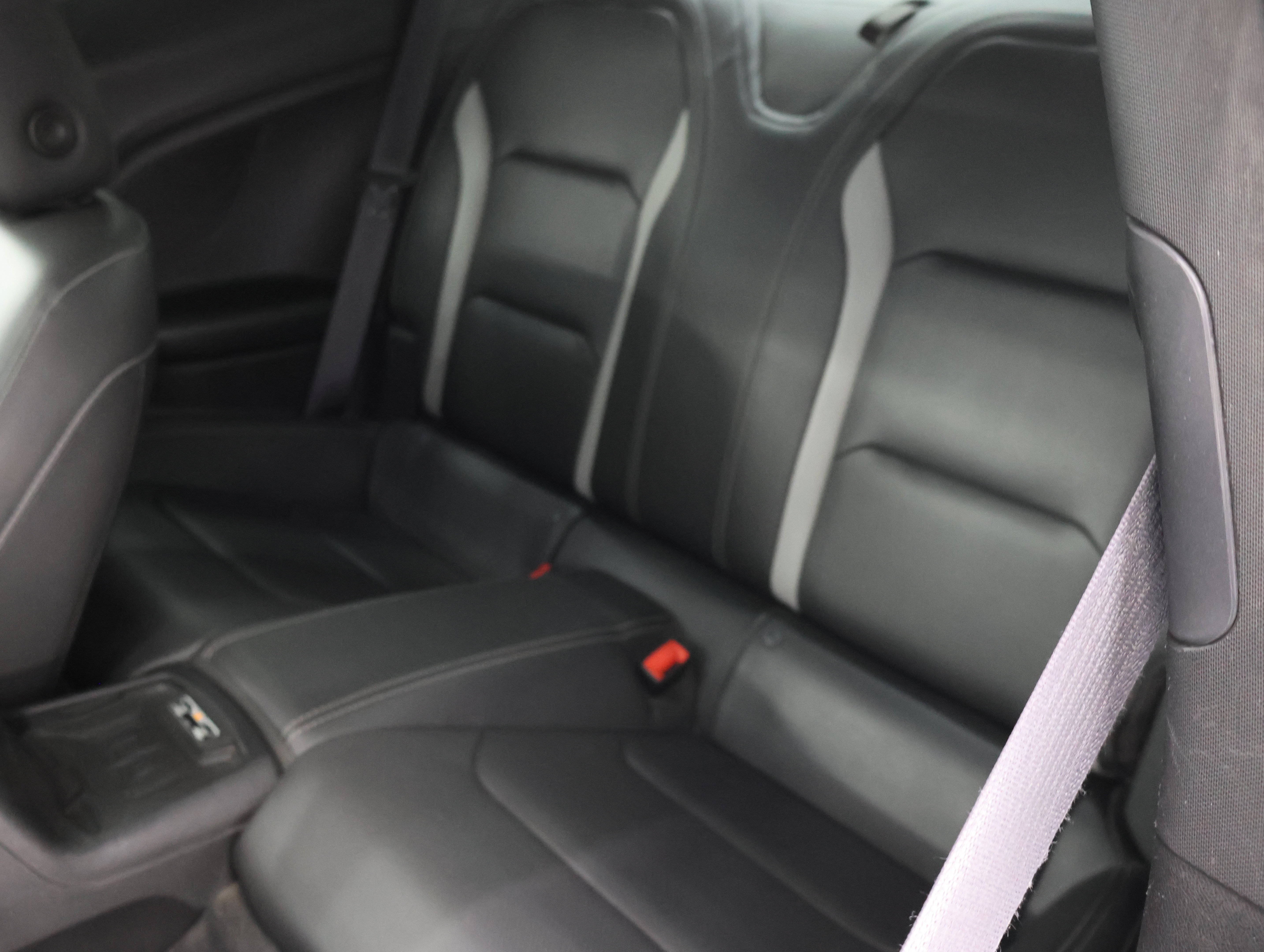 Used 2017 Hyper Blue Metallic Chevrolet 2SS Coupe: 2SS-AUTO-NAV-MOON-LIKE NEW TIRES-HEAT/COOL SEATS- image 9