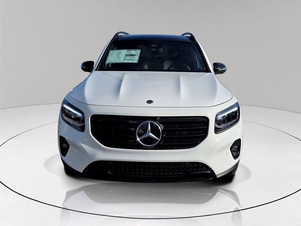 New 2026 White Mercedes-Benz GLB 250 image 2