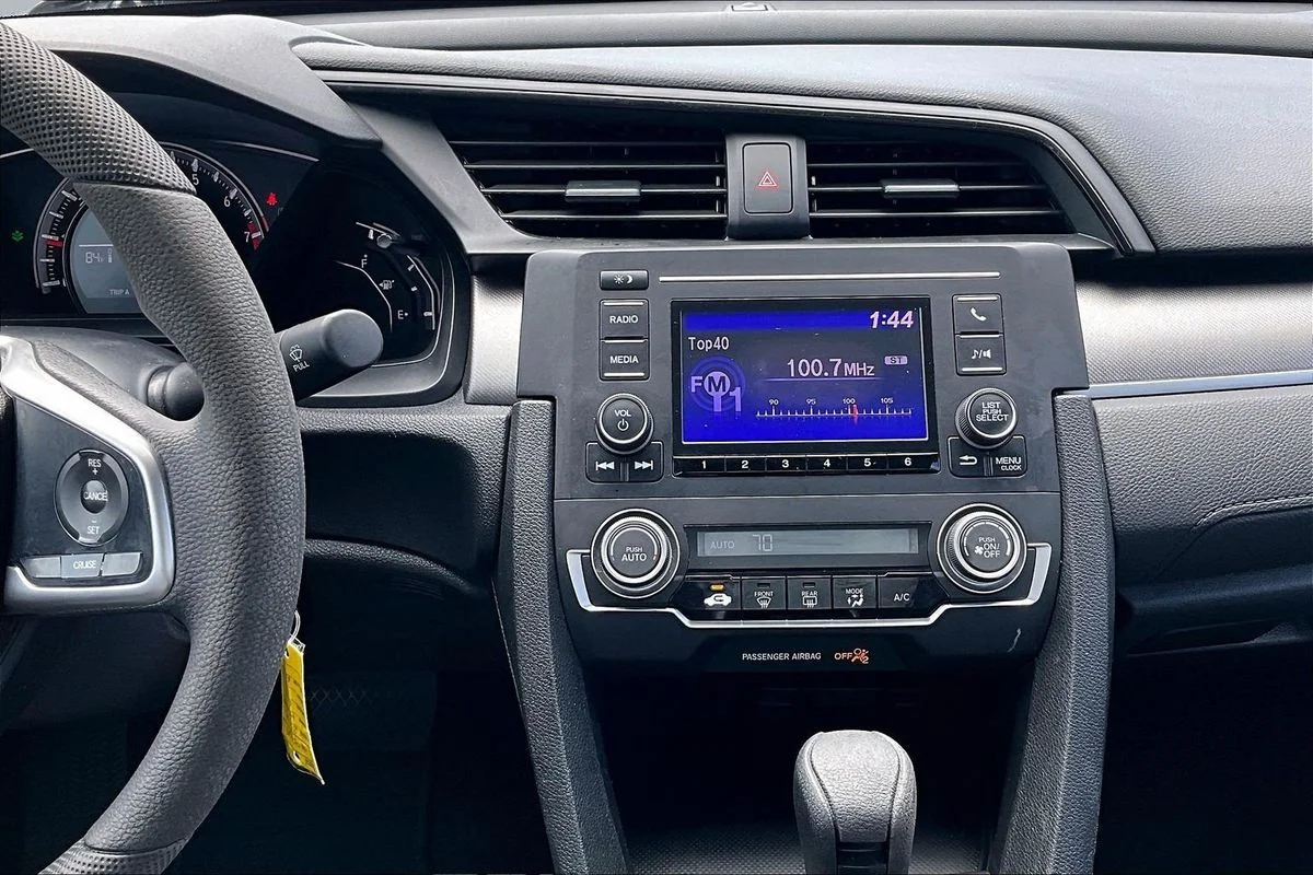 Used 2016 Blue Honda LX image 9