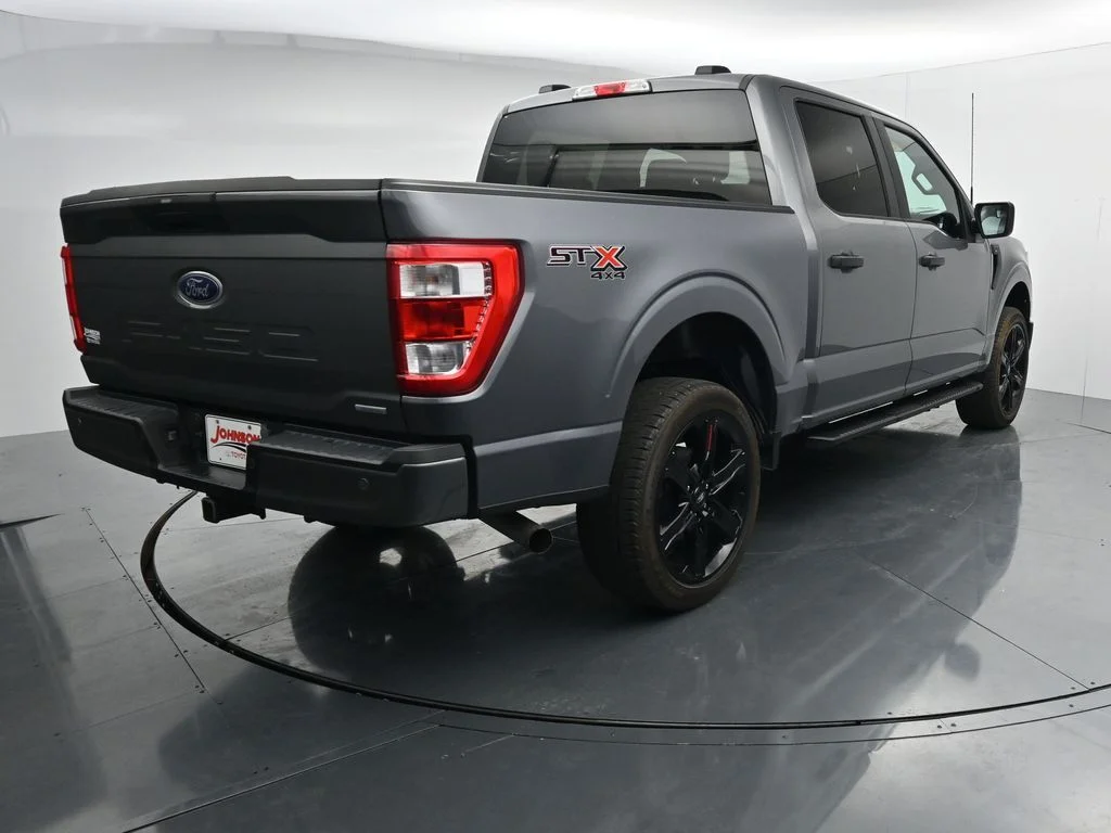 Used 2023 Gray Ford XL image 6