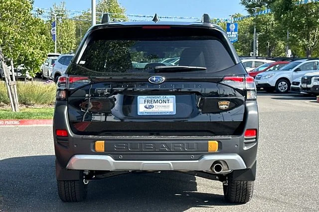 New 2026 CRYSTAL BLACK SILICA Subaru Wilderness image 5