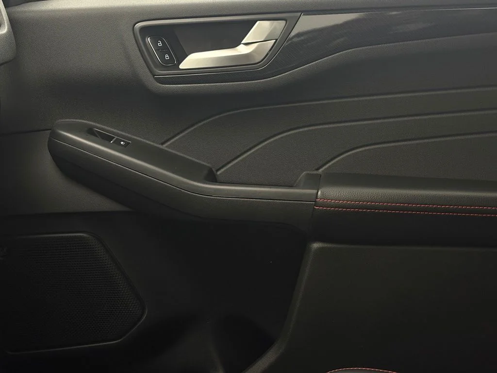 Used 2023 Agate Black Metallic Ford ST-Line Select image 42