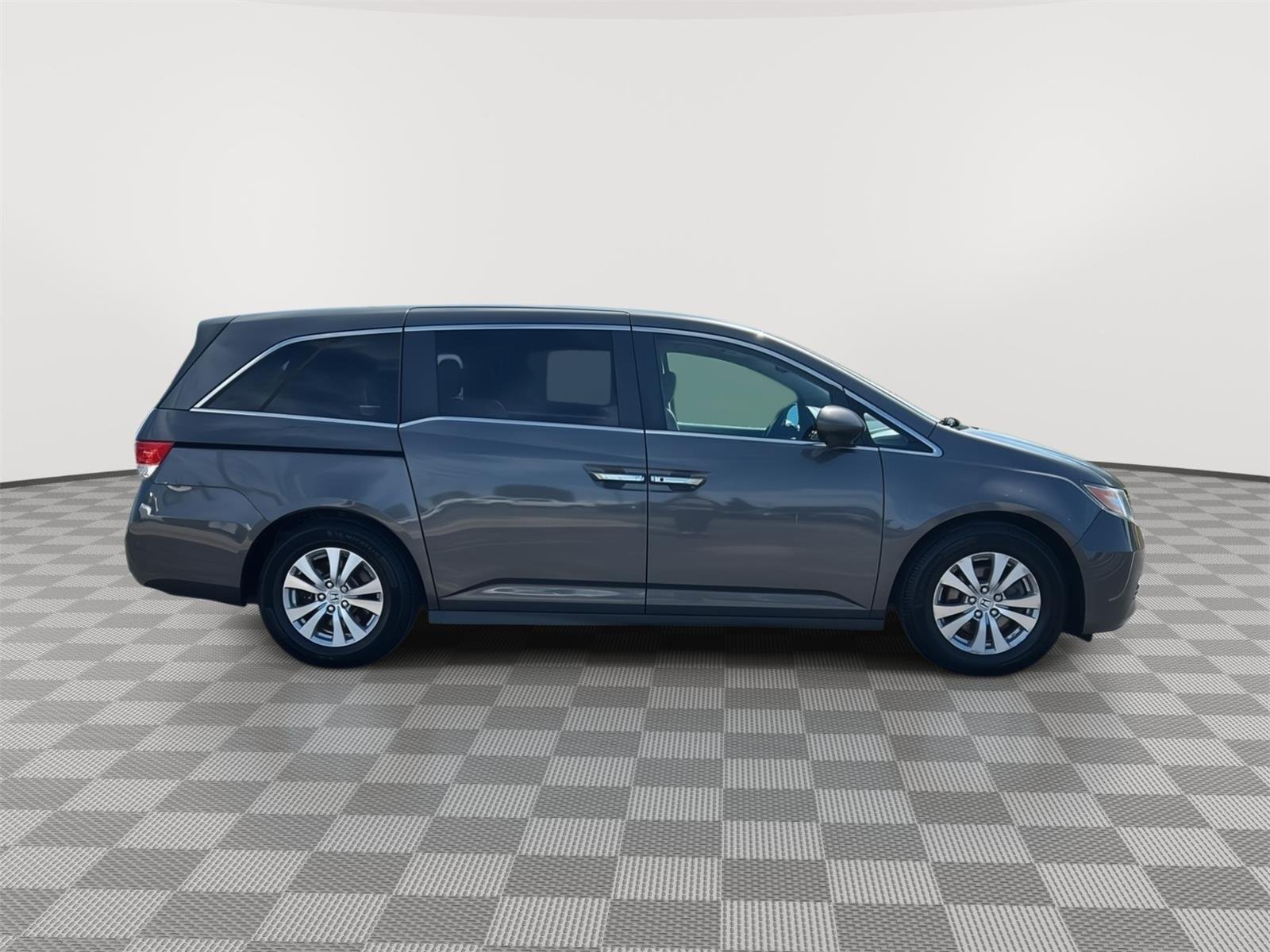 Used 2015 Honda Odyssey EX-L with VIN 5FNRL5H6XFB097562 for sale in Kansas City
