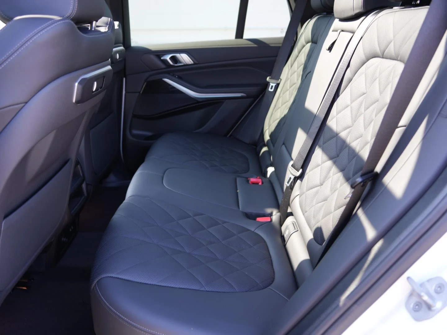 2025 BMW X5 50e - Photo 17