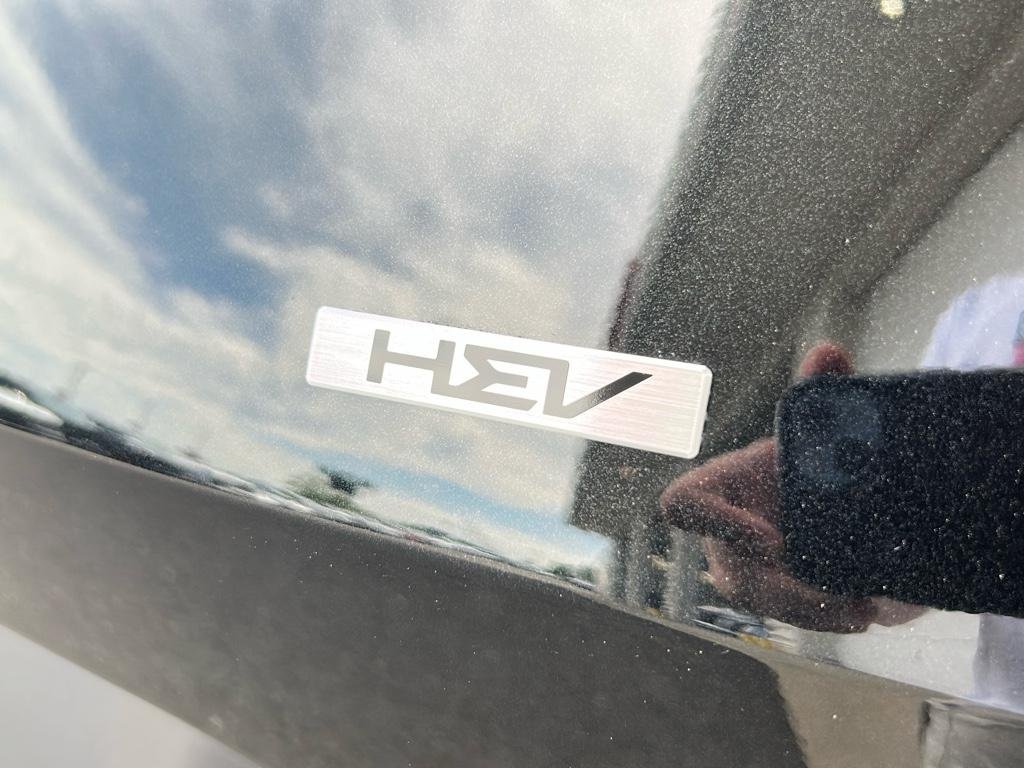 2025 Kia Sportage LX Hybrid - Photo 8