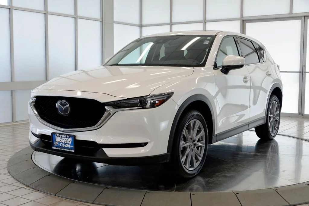 Used 2020 White Mazda Grand Touring image 4