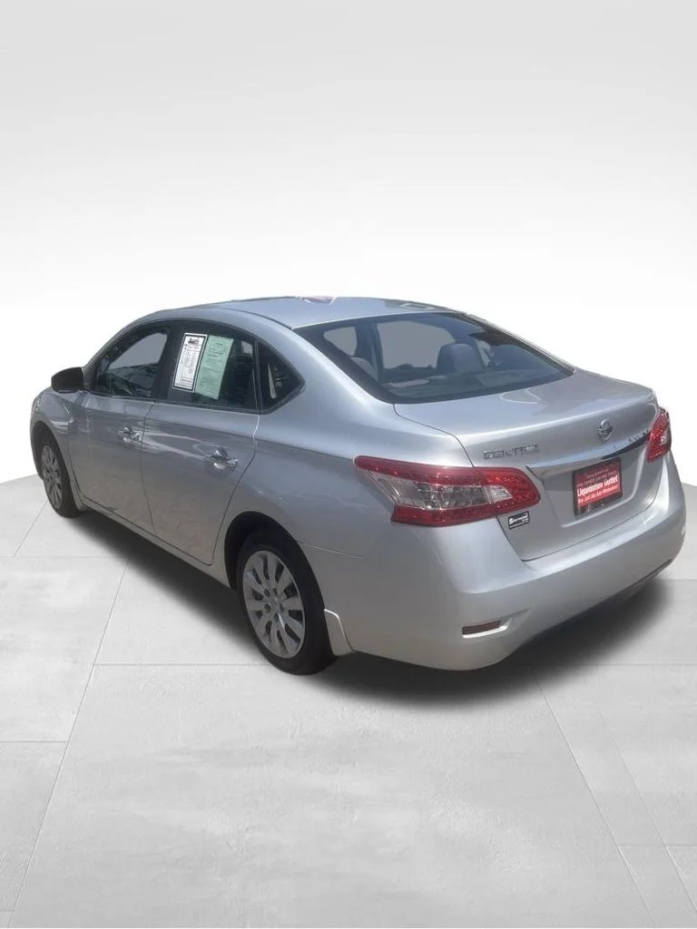 Used 2015 Silver Nissan S image 17