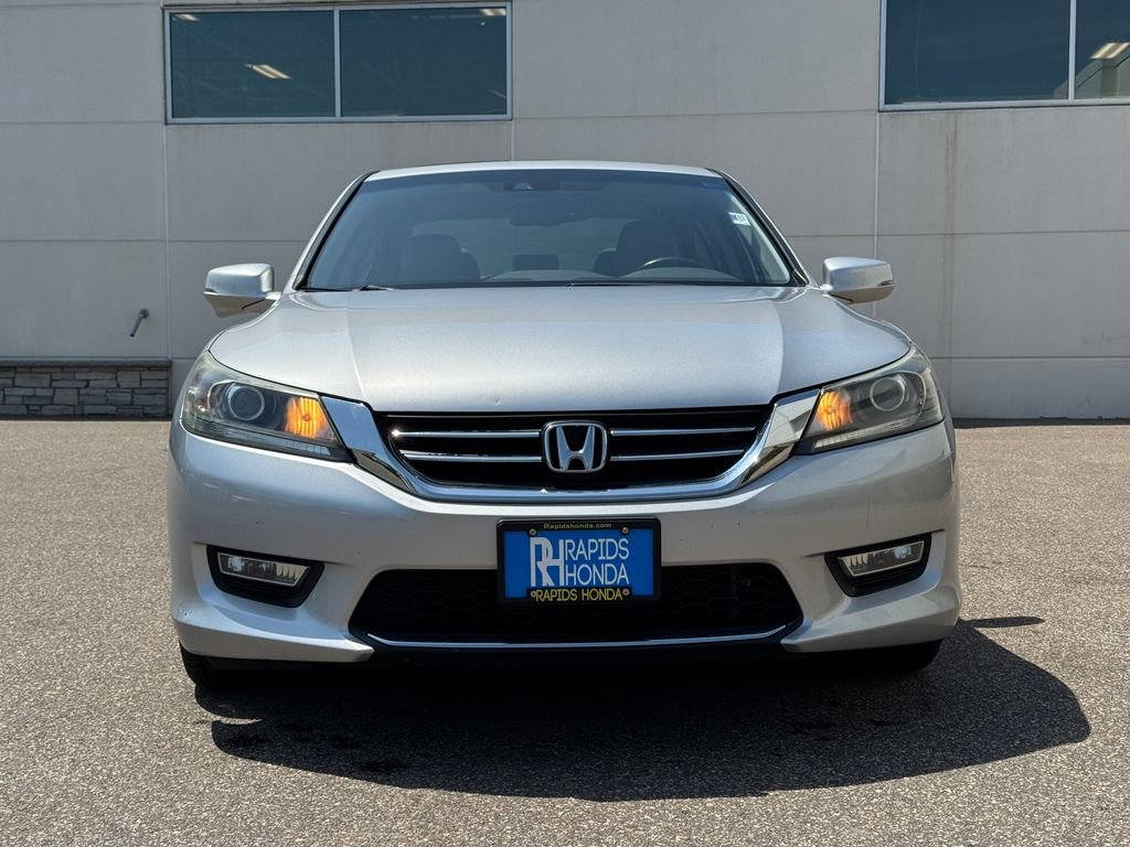 Used 2013 Honda Accord EX-L with VIN 1HGCR2F89DA030496 for sale in Coon Rapids, Minnesota
