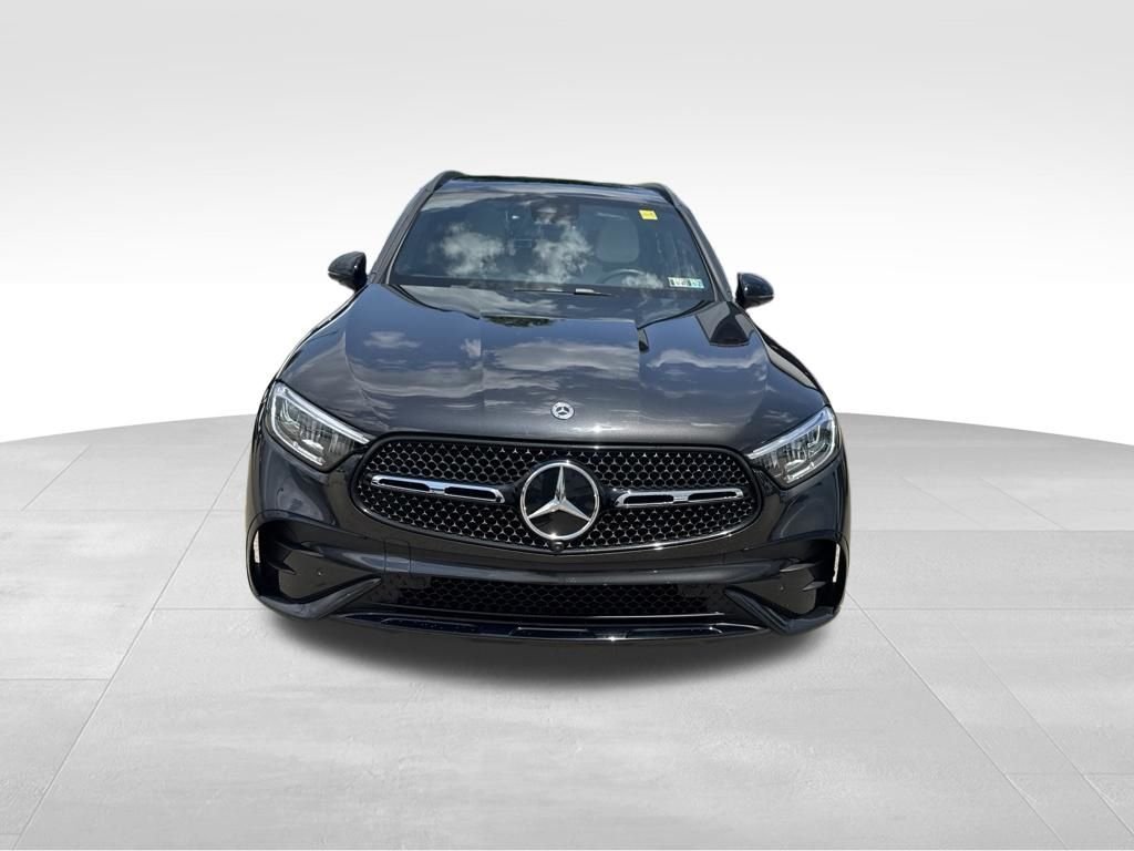 Used 2026 Gray Mercedes-Benz GLC 300 image 8