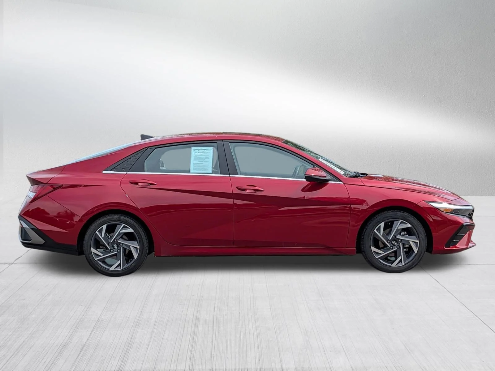 Used 2025 Ultimate Red Hyundai Limited image 8