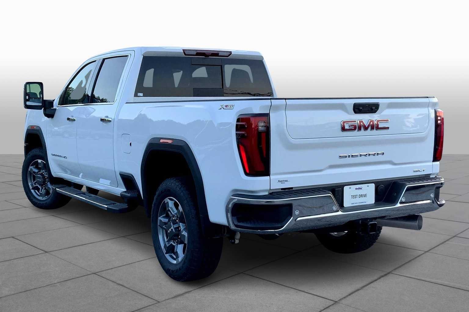 2025 GMC Sierra 2500HD SLT - Photo 12