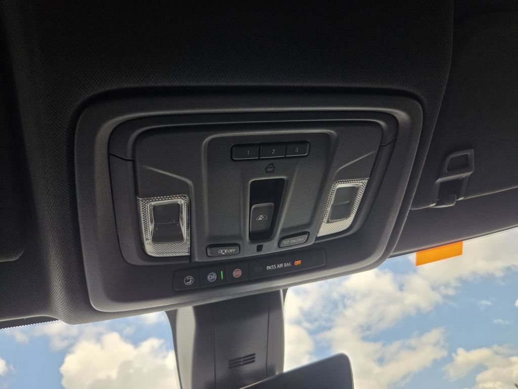 Used 2020 Gray GMC AT4 image 23