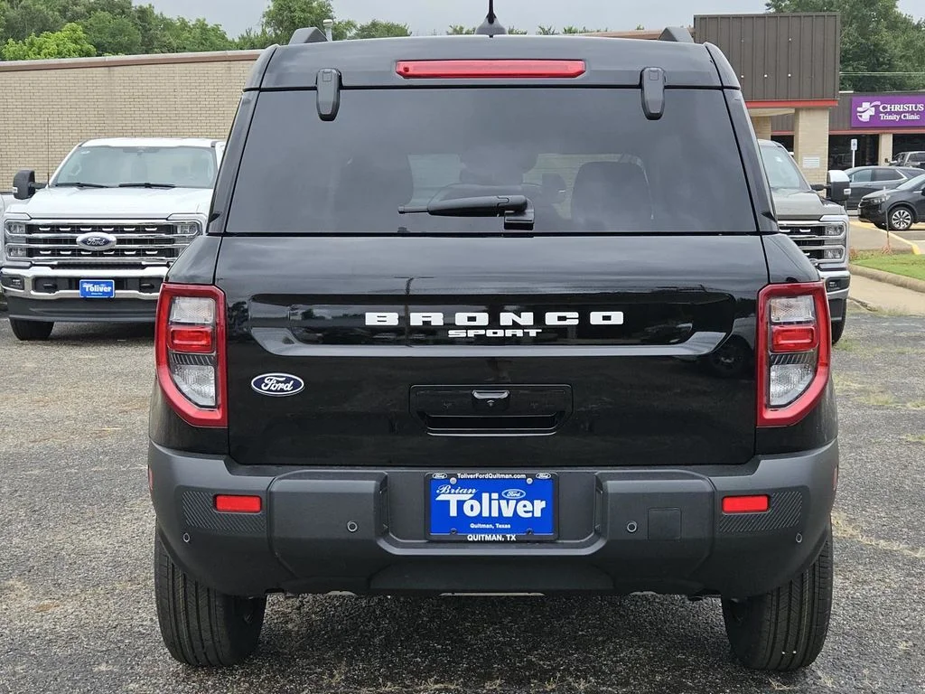 New 2026 Shadow Black Ford Outer Banks® image 8