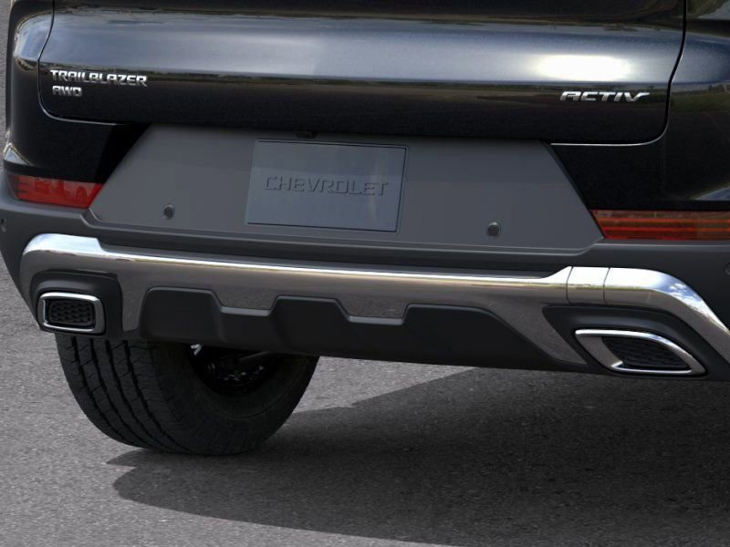 New 2026 Mosaic Black Metallic Chevrolet ACTIV image 14