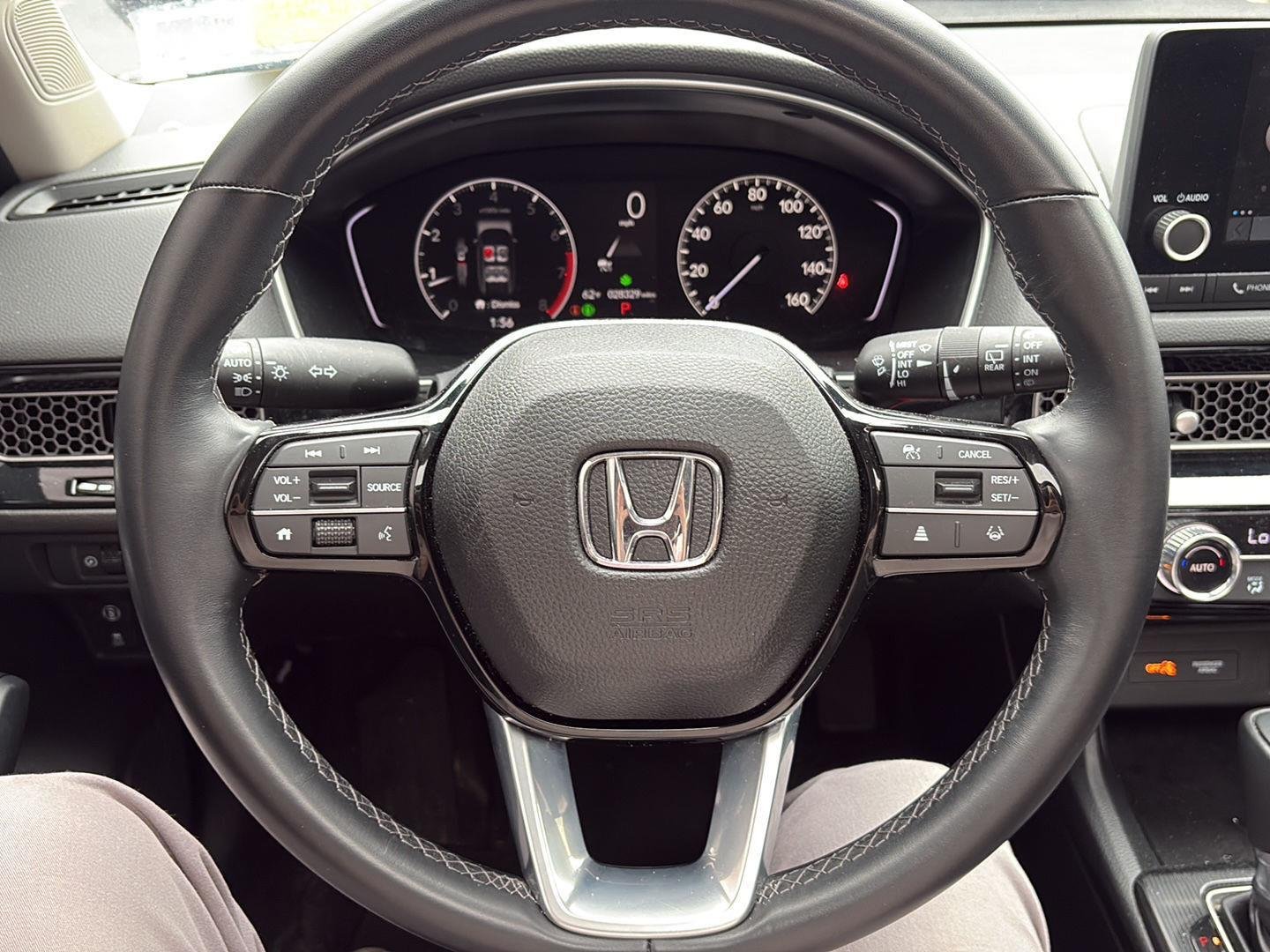 Used 2023 Crystal Black Pearl Honda EX-L image 15