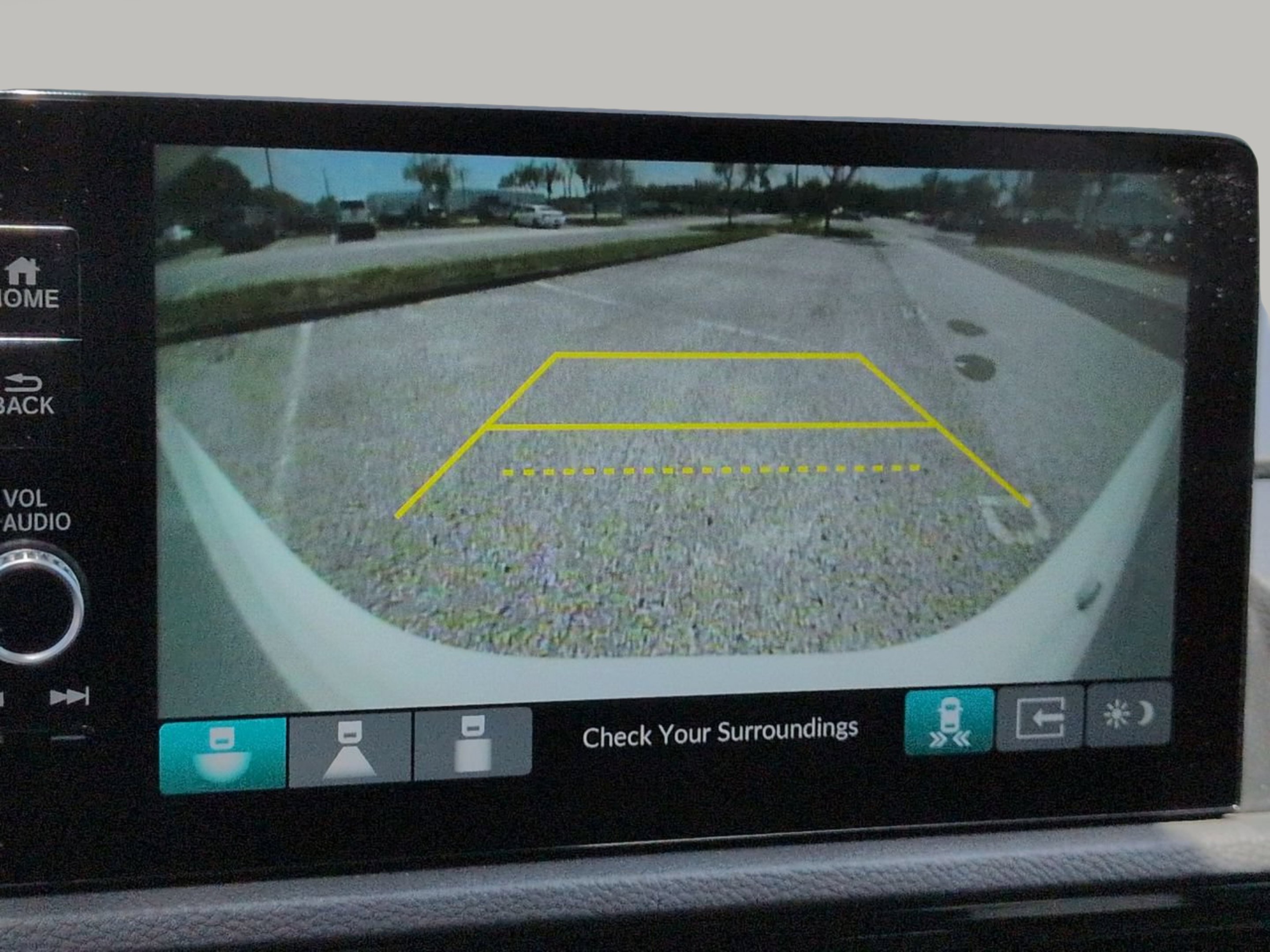 Used 2024 White Honda EX-L image 26