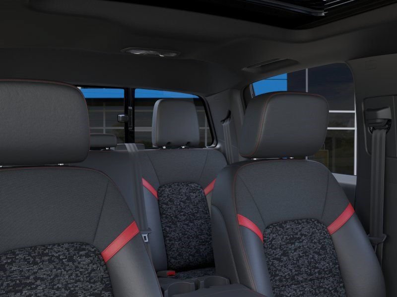 2026 Chevrolet Colorado Z71 - Photo 24