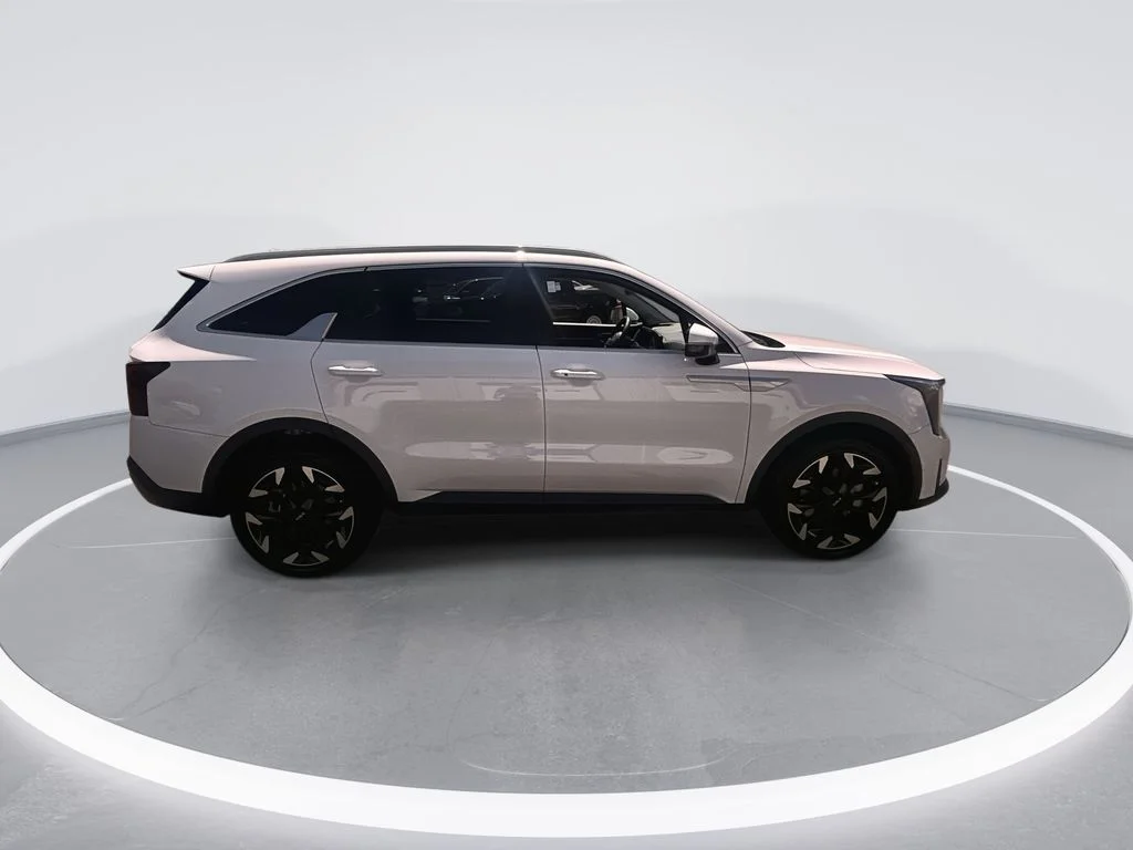 Used 2025 White Kia EX image 9