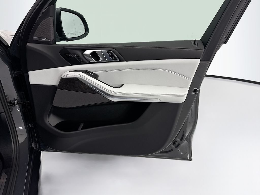 New 2026 Gray Metallic BMW xDrive50e image 24